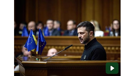 Zelensky firma la legge anticorruzione dopo il dietrofront del Parlamento Zelensky firma la legge anticorruzione dopo il dietrofront del Parlamento