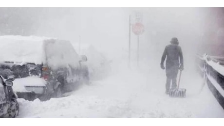 Cronaca meteo - L'artico canadese sprofonda negli USA, oltre 60 milioni di persone a rischio per gelo e neve. Foto e video