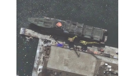 Missili, tecnologia avanzata e radar di precisione: cosa sappiamo della nuova super-nave di Kim