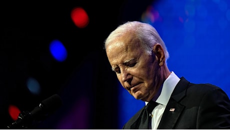 Biden rinuncia alla corsa per la Casa Bianca: “Grazie America, resterò presidente fino a fine mandato”