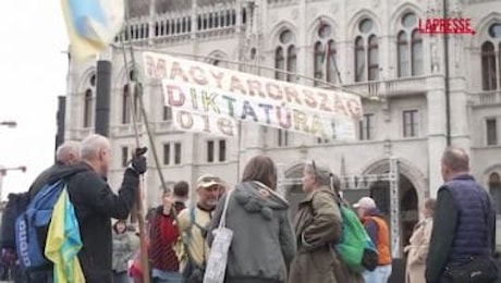 Ungheria, emendamento su stretta per comunità Lgbtq+: le proteste prima del voto