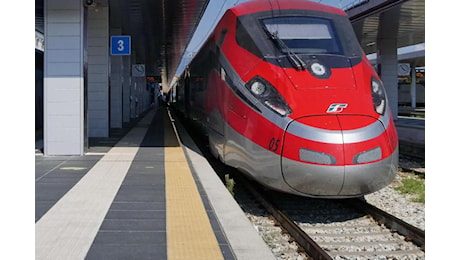 Treni, lavori su Alta velocità Roma-Napoli: rallentamenti e ritardi fino a 80 minuti