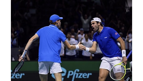 FINALMENTE INSIEME! Sinner/Berrettini portano l’Italia in semifinale di Coppa Davis: battuti gli specialisti Gonzalez/Molteni