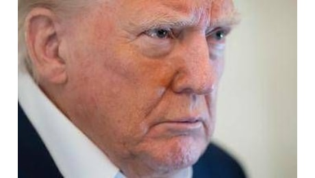 Iran, Trump minaccia: Faremo saltare in aria centrifughe nucleari con le buone o le cattive