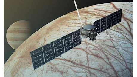 È iniziata la missione Europa Clipper: alla ricerca della vita sulla luna di Giove