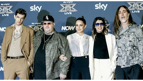 X Factor, tutte le pagelle: Mimì Caruso wow (9), Lowrah sotto le aspettative (5), Achille Lauro super (9), Paola Iezzi sbaglia tutto (3)