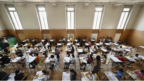 Maturità 2024, ammesso il 96,4% degli studenti: record di bocciati in Sardegna (7,4%)
