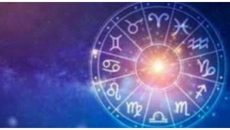 Oroscopo di venerdì 9 maggio 2025: Toro energico, Acquario positivo, Pesci parla, Ariete lascia i dubbi. Capricorno? Abbraccia i ricordi