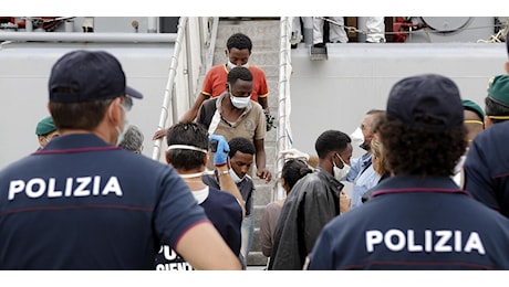 La Tragedia di Lampedusa:Fermati Due Egiziani per Tratta di Migranti e Omicidio(Video)