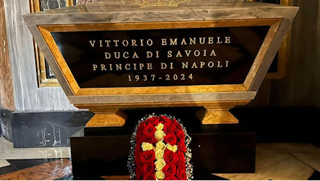 Vittorio Emanuele sepolto oggi a Superga, sulla tomba i fiori in arrivo da Manta