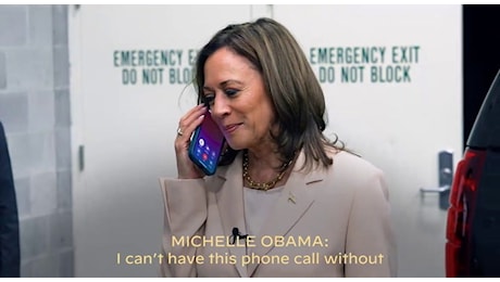 Obama a Harris: «Con Michelle faremo di tutto per farti vincere»
