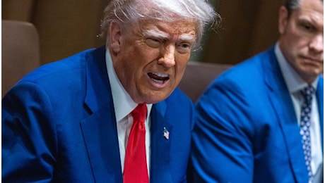 Donald Trump vuole disertare il G20 e accusa il Sudafrica di genocidio: Uccidono i bianchi e rubano le terre