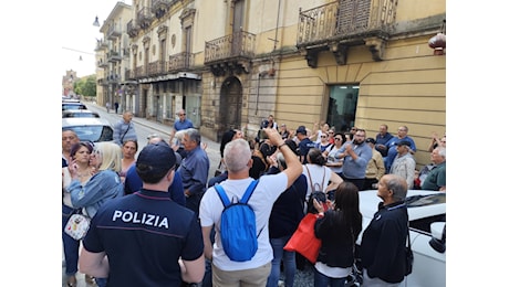 Caltanissetta. Nuova protesta davanti Caltaqua