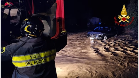 Scuole chiuse per il maltempo a Genova e Bergamo, attesa per l’arrivo dell’uragano Kirk