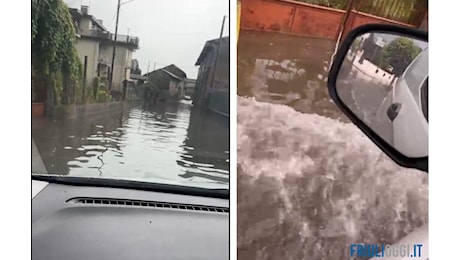 Forti temporali in Friuli, grandine e strade allagate: Rivignano finisce sott’acqua
