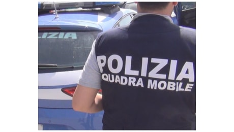 Sequestrano tre ragazzi e chiedono riscatto, arrestati