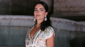 Angelica Donati: l'abito da sposa easy & chic che la figlia di Milly Carlucci ha indossato per il suo principe