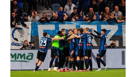 L’Atalanta torna alla vittoria, 5-1 al Genoa con tripletta di Retegui