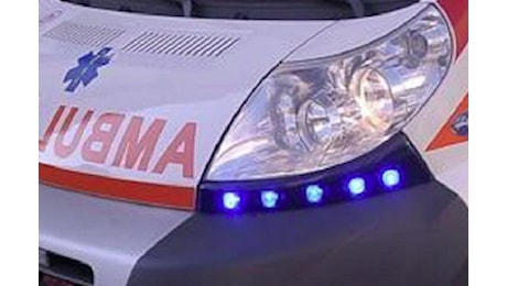 Malore improvviso a scuola, 16enne si accascia a terra e muore in ospedale