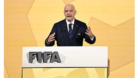 Mondiale 2034 in Arabia in inverno? La Fifa annuncia complessità per la data, fra alte temperature e Ramadan