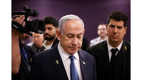 Netanyahu, 'agiremo con forza contro gli Houthi'