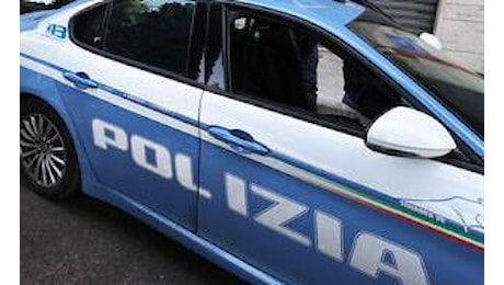 Bergamo, 36enne ucciso a coltellate: è caccia all'uomo