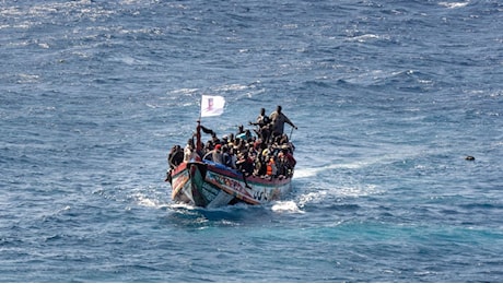 Isole Canarie, almeno 60 migranti morti in un naufragio