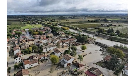 Emilia Romagna, Traversara di nuovo allagata: rottura dell'argine del fiume Lamone