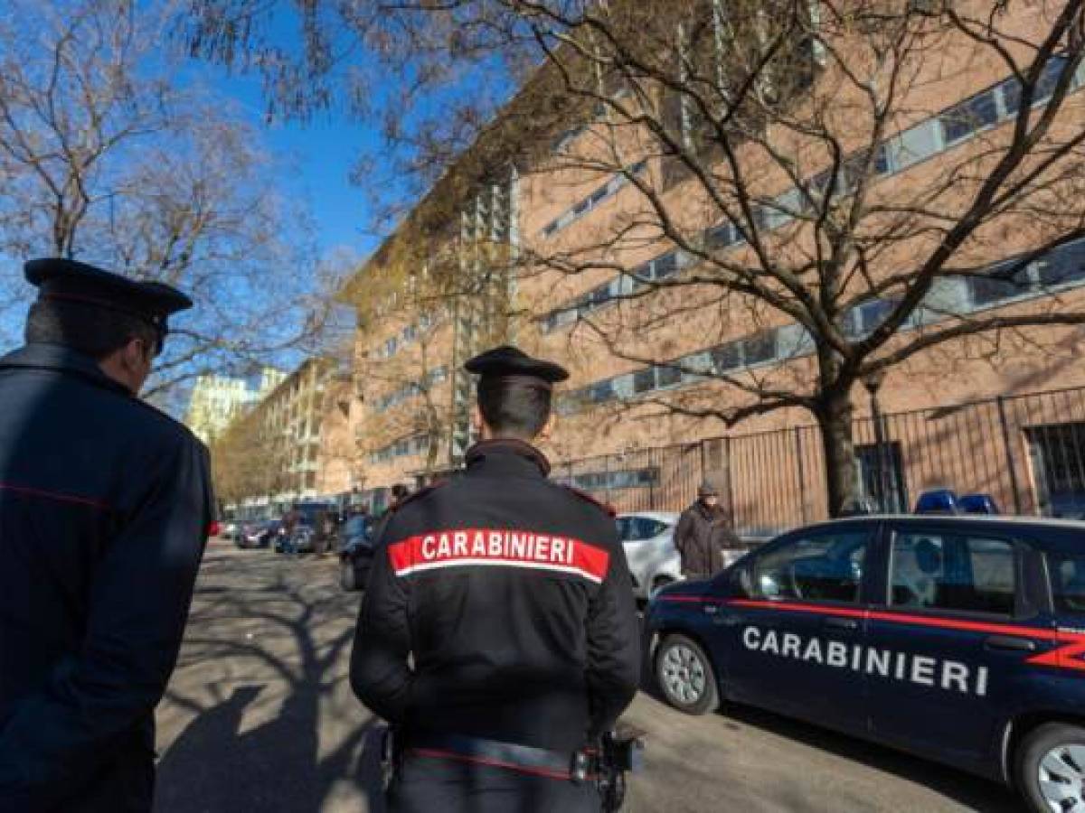 Salerno, Bimba Di 4 Anni Morta Cadendo Dalle Scale. Indagati Gli Zii (bvpf)