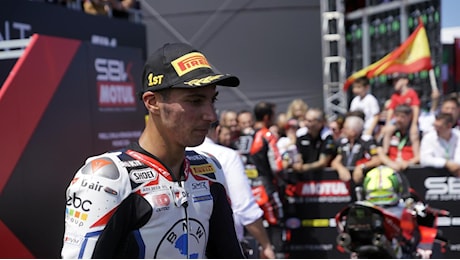 Sbk, Razgatlioglu salta il GP di Francia dopo la caduta nelle Libere. Si riapre il Mondiale?