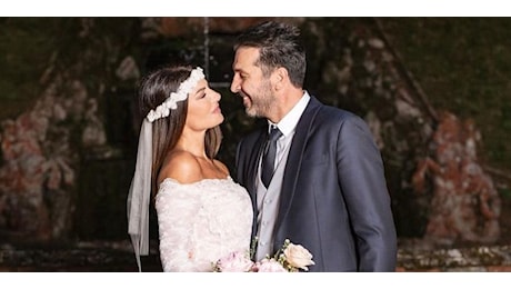 Ilaria D'Amico, il romantico vestito da sposa per le nozze con Gianluigi Buffon