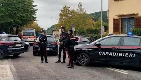 Omicidio a San Casciano, 22enne uccide la zia a colpi di arma da fuoco e si barrica in casa