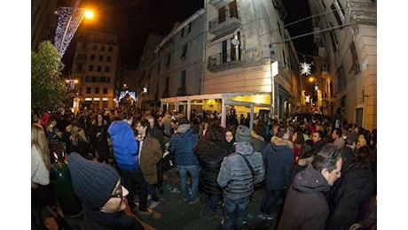 Divieto di alcol all’aperto fino alla Befana in tutto il centro città