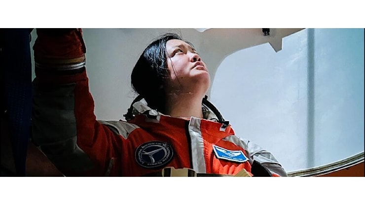 Occhi al cielo: c'è una donna straordinaria nello Spazio - InsideOver Occhi al cielo: c'è una donna straordinaria nello Spazio - InsideOver