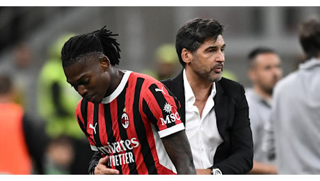 Milan, il pugno duro di Paulo Fonseca: Rafael Leao verso la panchina, ora la palla passa ai giocatori