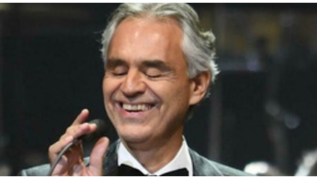 Andrea Bocelli 30 The Celebration, stasera (mercoledì 11 dicembre) la prima serata evento condotta da Michelle Hunziker: ospiti e scaletta