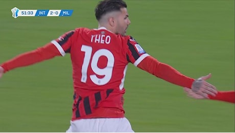 Gran punizione di Theo Hernandez, il Milan la riapre: 1-2 - Supercoppa Italiana 2025 Video