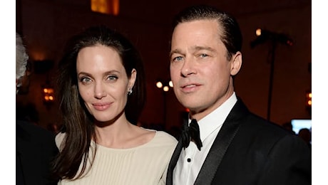 Angelina Jolie, i figli 'hanno voluto che parlasse ad alta voce' nel divorzio con Brad Pitt I Sky TG24