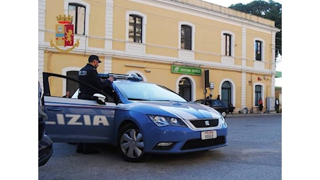 Lite fra fidanzati: un arresto ed una denuncia della Polizia di Stato