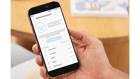 Memoria del telefono sempre piena: così liberi tutto in 2 secondi senza cancellare niente