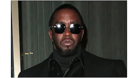 Nuove accuse contro Sean Diddy Combs: Ha stuprato uomini e donne minacciandoli di morte e ha abusato di un minore