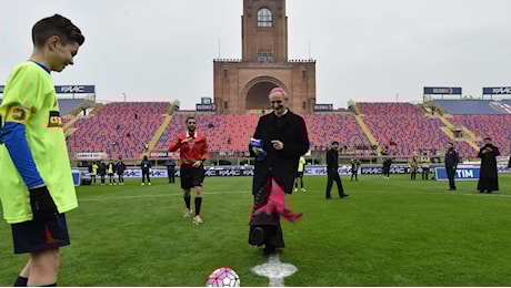 Zuppi e i dieci anni a Bologna: le foto