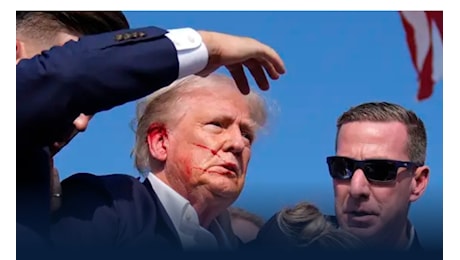 Cecchino spara a Trump durante un comizio e lo ferisce all'orecchio