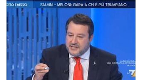 Salvini regala un Bacio a Lilli Gruber: 'E' la giornata della gentilezza'