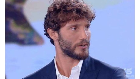 Aldo Grasso demolisce Stefano De Martino: Ma quale showman, gli mancano le basi