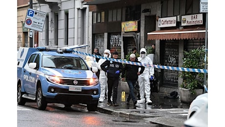 I Gratta e vinci rubati, le forbici, l'omicidio: cos'è successo a Milano