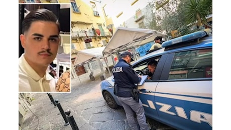 L'omicidio di Napoli, l'arma era in strada, giocavamo. Il pm: La città va blindata e serve l'esercito