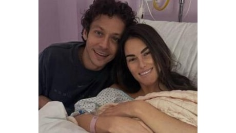 Valentino Rossi e Francesca Sofia Novello di nuovo genitori: è nata Gabriella