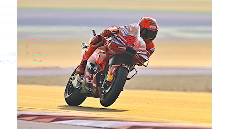 MotoGP | Quarta pole di fila di Marquez a Lusail, Bagnaia cade ed è 11°