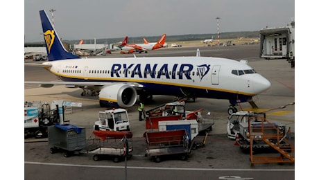 Antitrust, Ryanair rimborserà i consumatori per i costi extra del check in